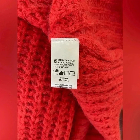 Lita by Ciera | Acrylic & Alpaca Knit Sweater | Women’s M - Picture 3 of 3